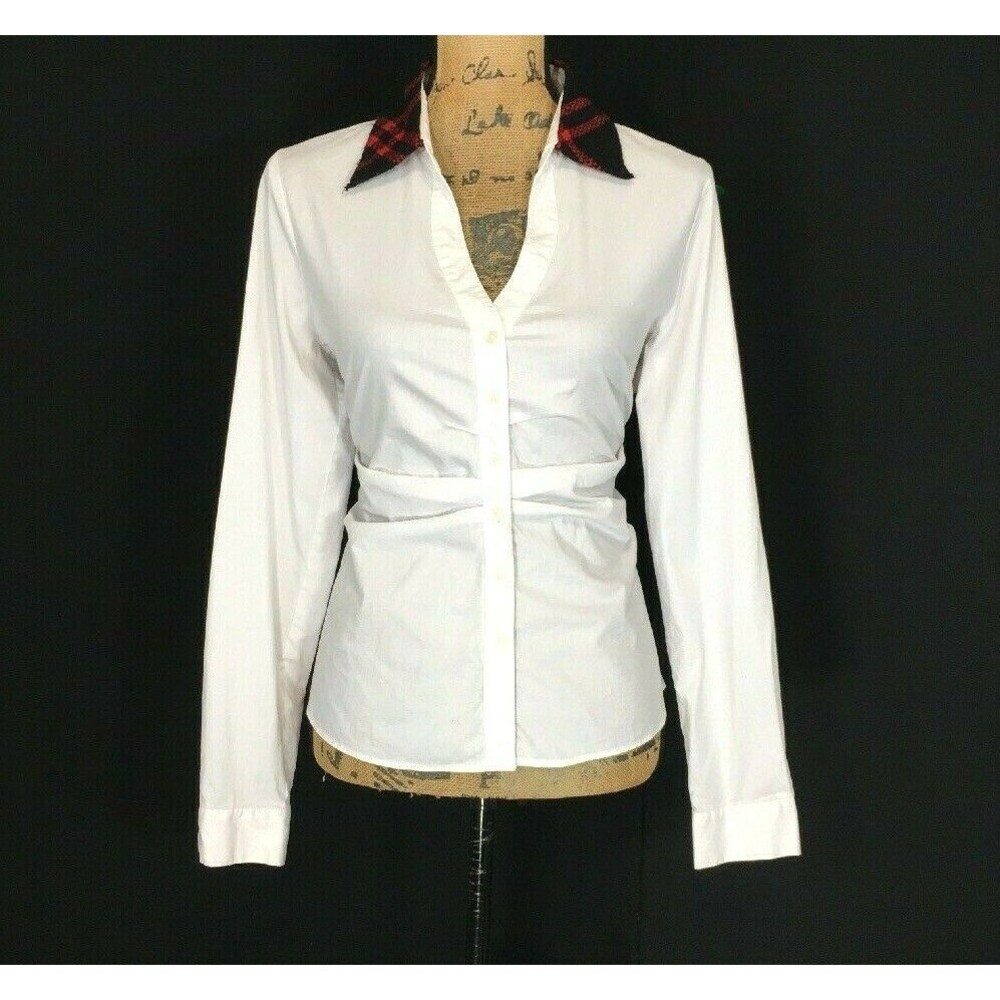 Tahari Top LARGE White Long‎ Sl V Neck Fitted Pleat Shirt Black Red Plaid Collar
